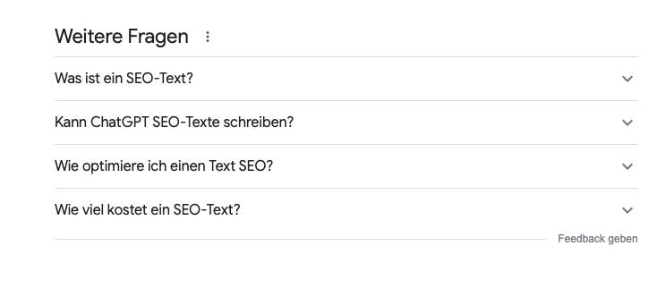 Das "Weitere Fragen"-Element bei Google ist auf einem Bildschirm zu sehen